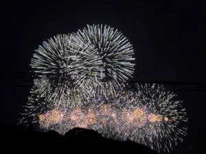 熱海 海上花火大会 非日常 イベント